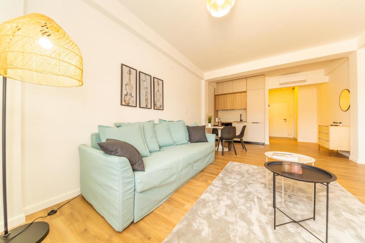 Central Seaside Residence Vis Bagian luar foto